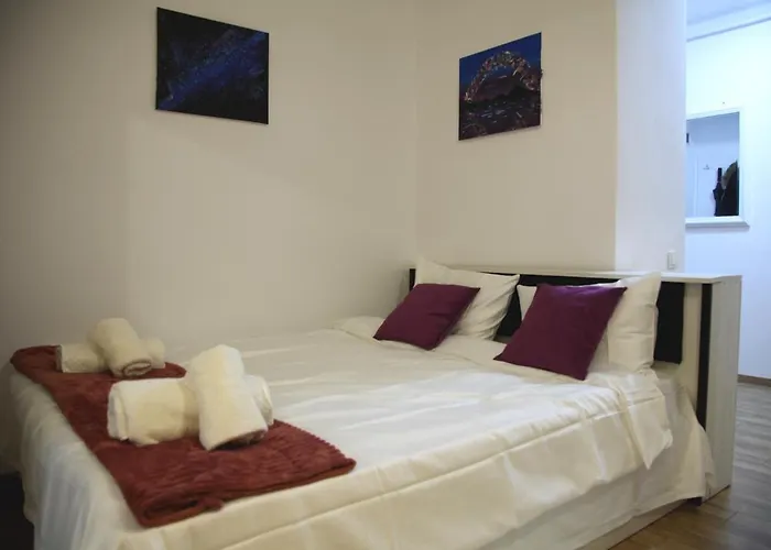Romantic Luxury In City Center