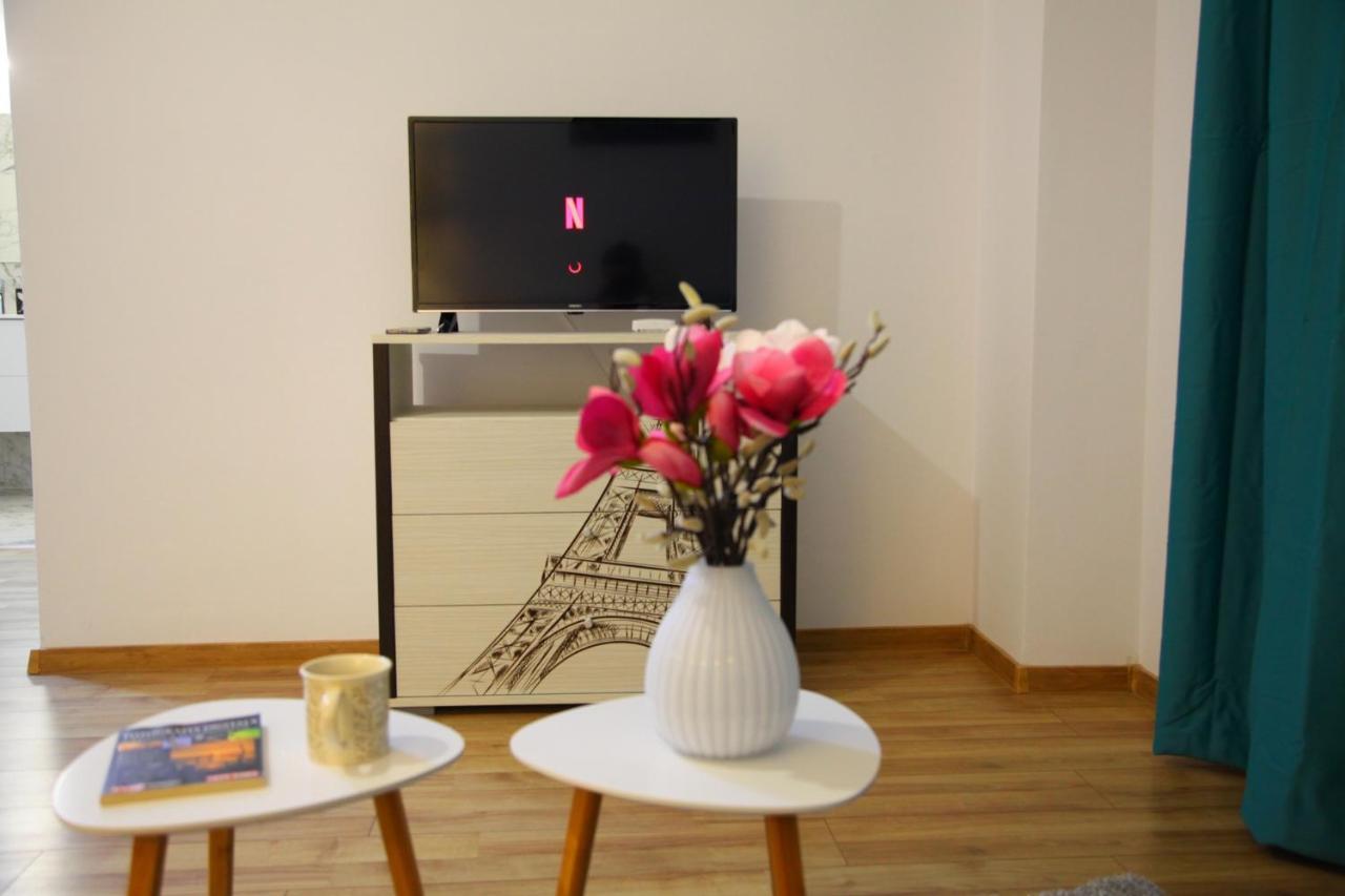 Apartment Romantic Luxury In Center Cluj-Napoca