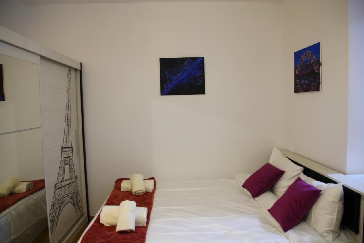 Apartment Romantic Luxury In Center Cluj-Napoca