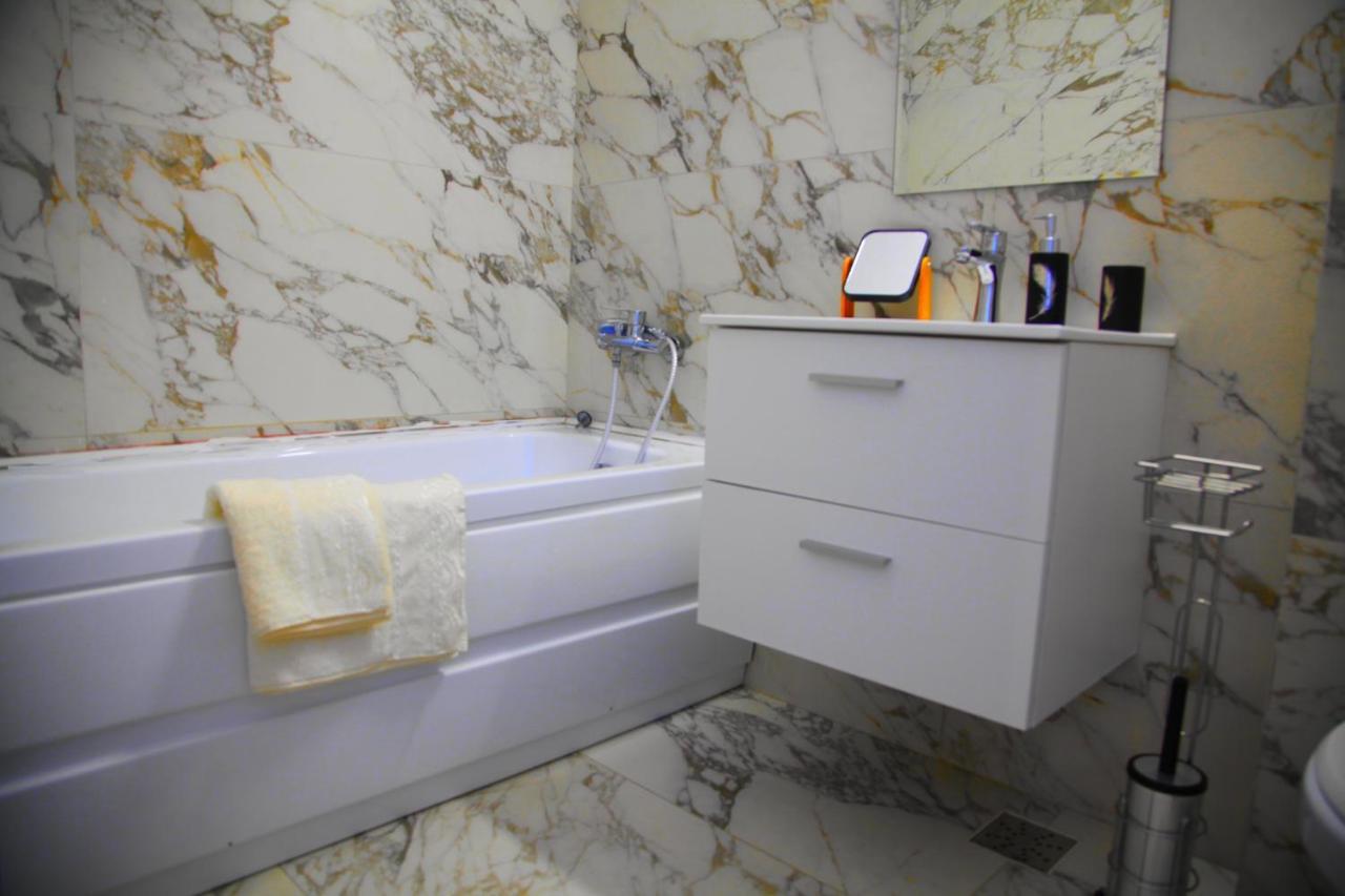Romantic Luxury In Center דירה *